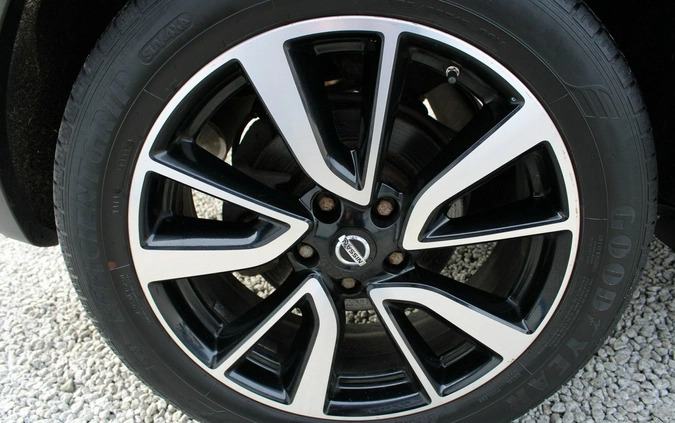Nissan Qashqai cena 49900 przebieg: 108000, rok produkcji 2015 z Pruszków małe 301